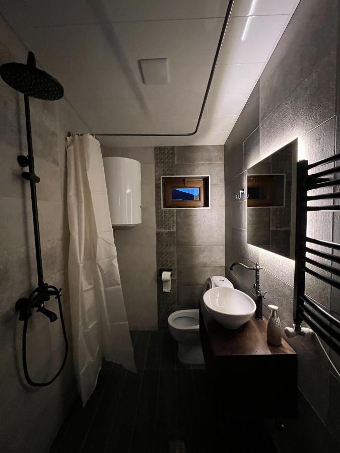 Hotel Eden Mestia Eksteriør billede