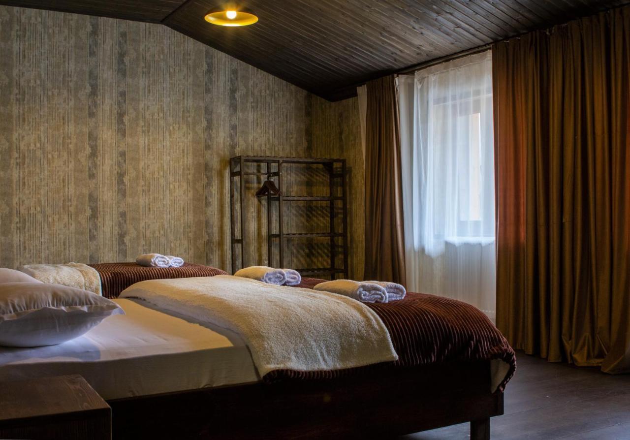 Hotel Eden Mestia Eksteriør billede