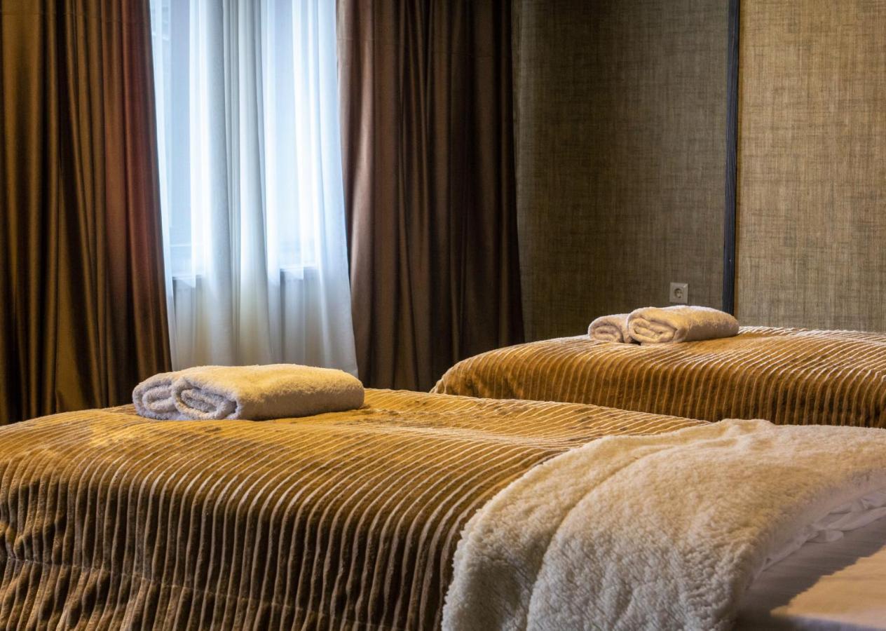 Hotel Eden Mestia Eksteriør billede