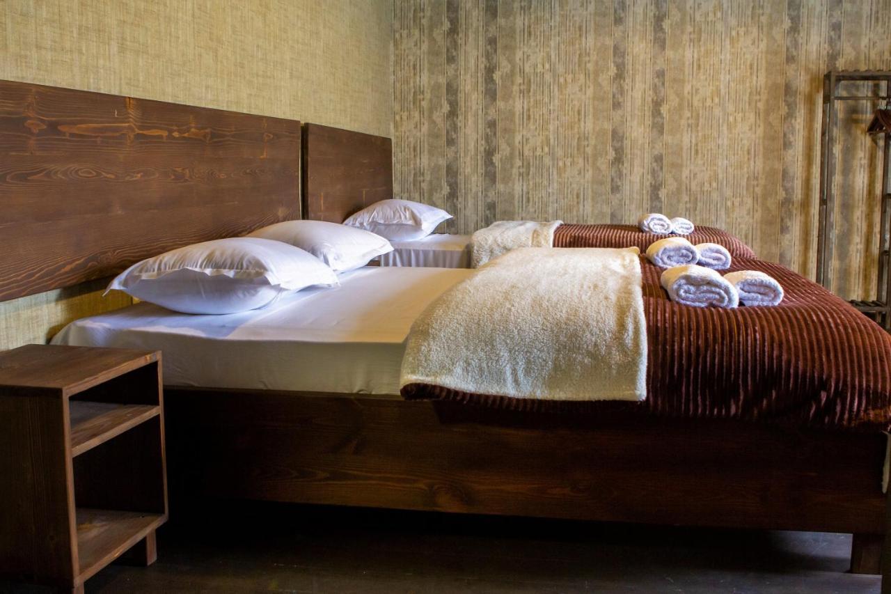 Hotel Eden Mestia Eksteriør billede