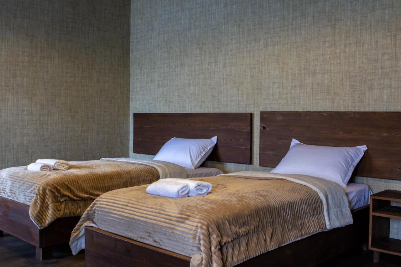 Hotel Eden Mestia Eksteriør billede