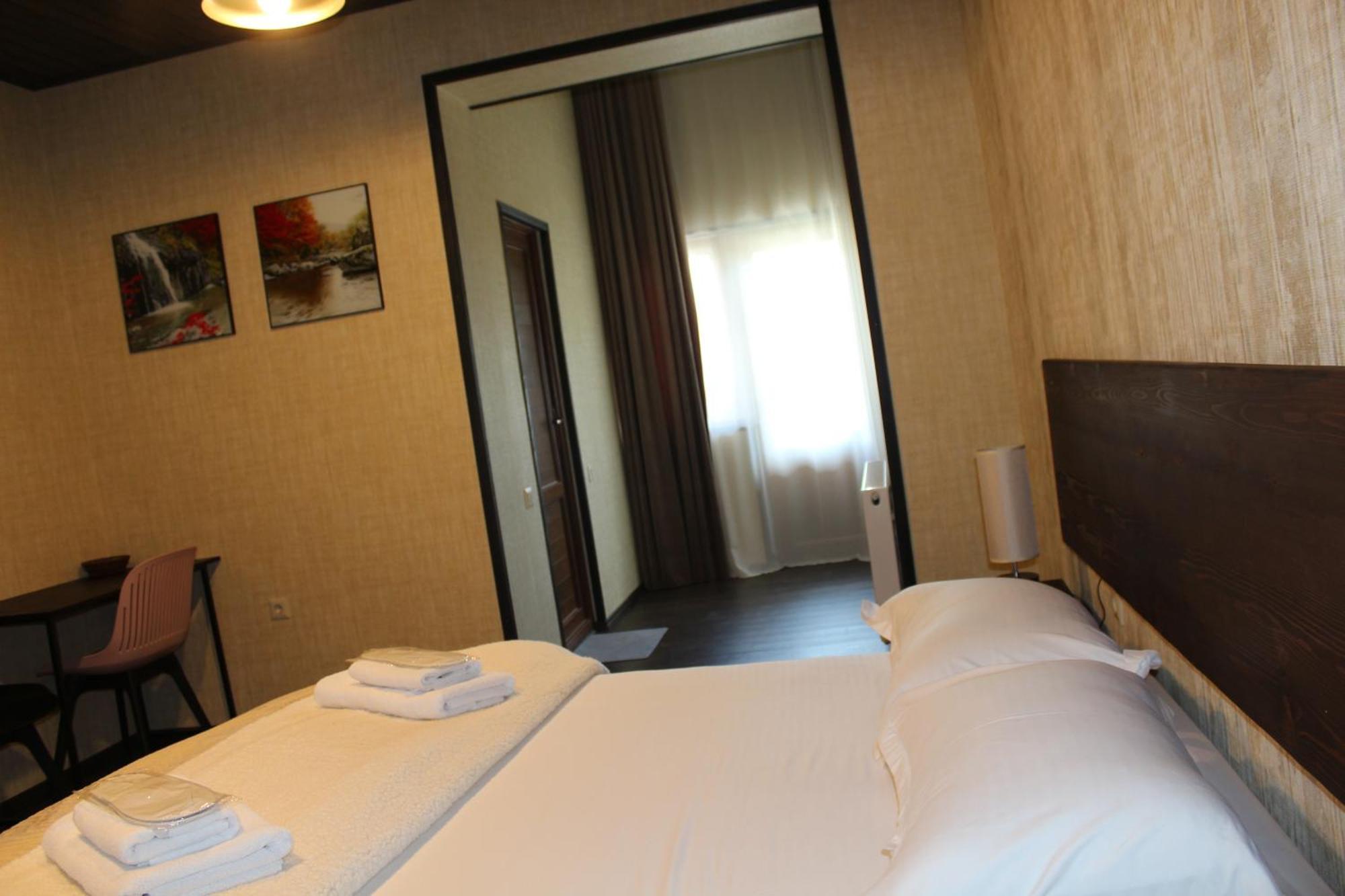 Hotel Eden Mestia Eksteriør billede